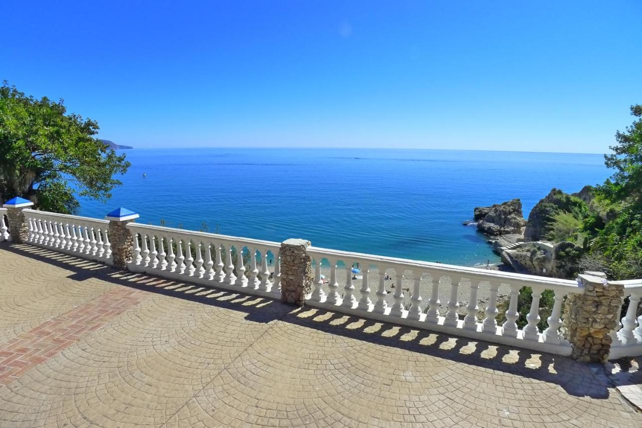 R1352 Pinomar D Villa Nerja Eksteriør billede